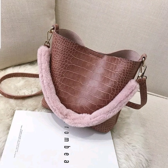 NEW ROME 2pc/set Leather Shoulder Crossbody Purse - Picture 2 of 8